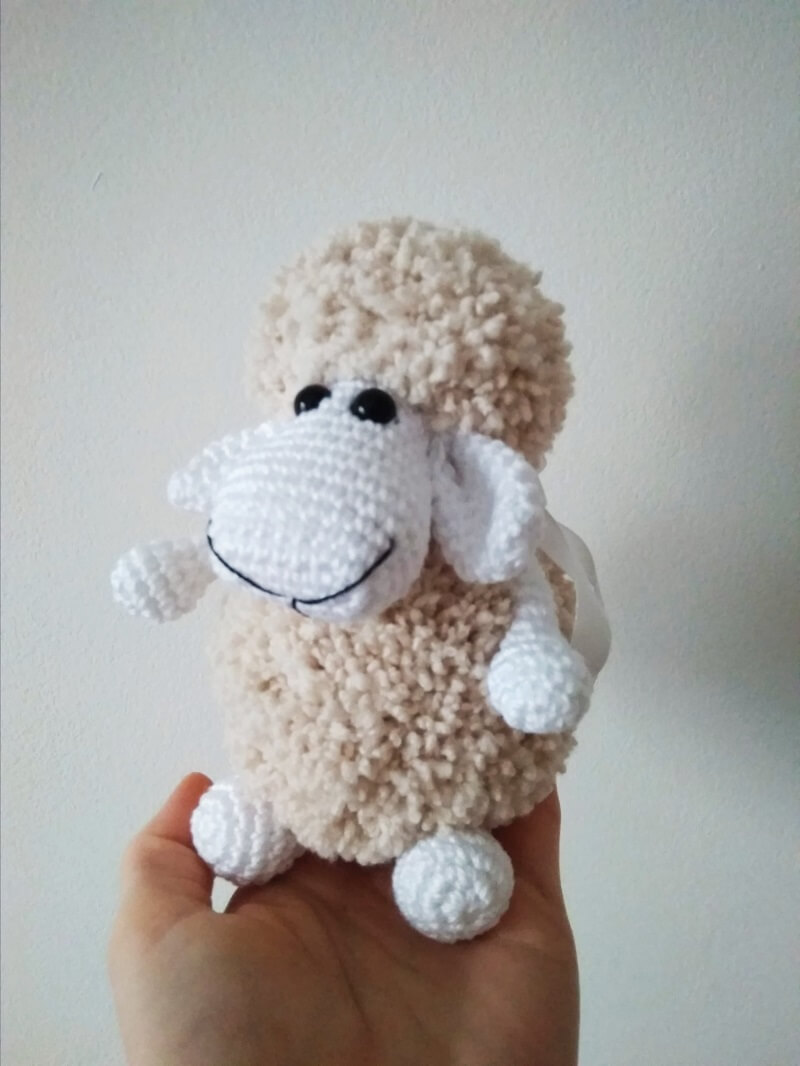Ovečka 12 cm