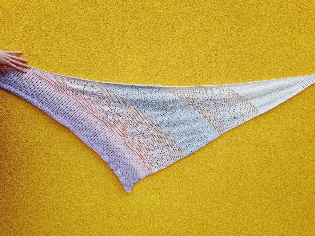 Příze YarnMellow Butterfly 108 Vílí prach