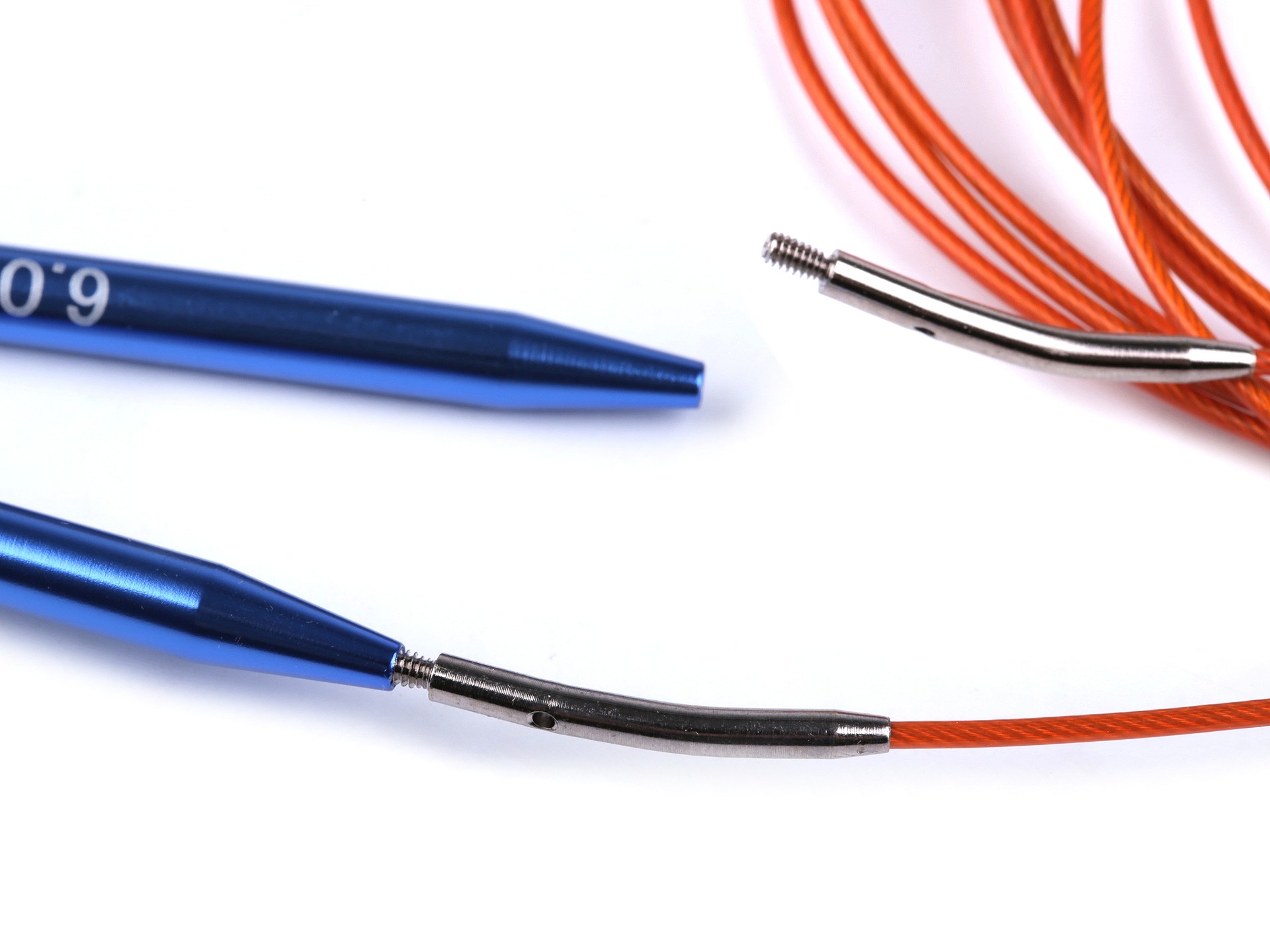 Sada šroubovacích kruhových jehlic v pouzdře 