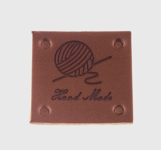 Štítek, nášivka- Hand made - umělá kůže 2,5 x 2,5 cm