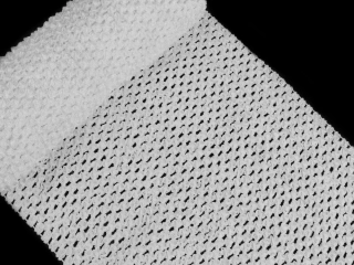 Síťovaná pruženka šíře 24 - 25 cm pro výrobu tutu sukýnem - bíllá